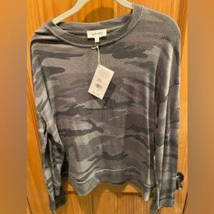 Splendid super soft camo top
